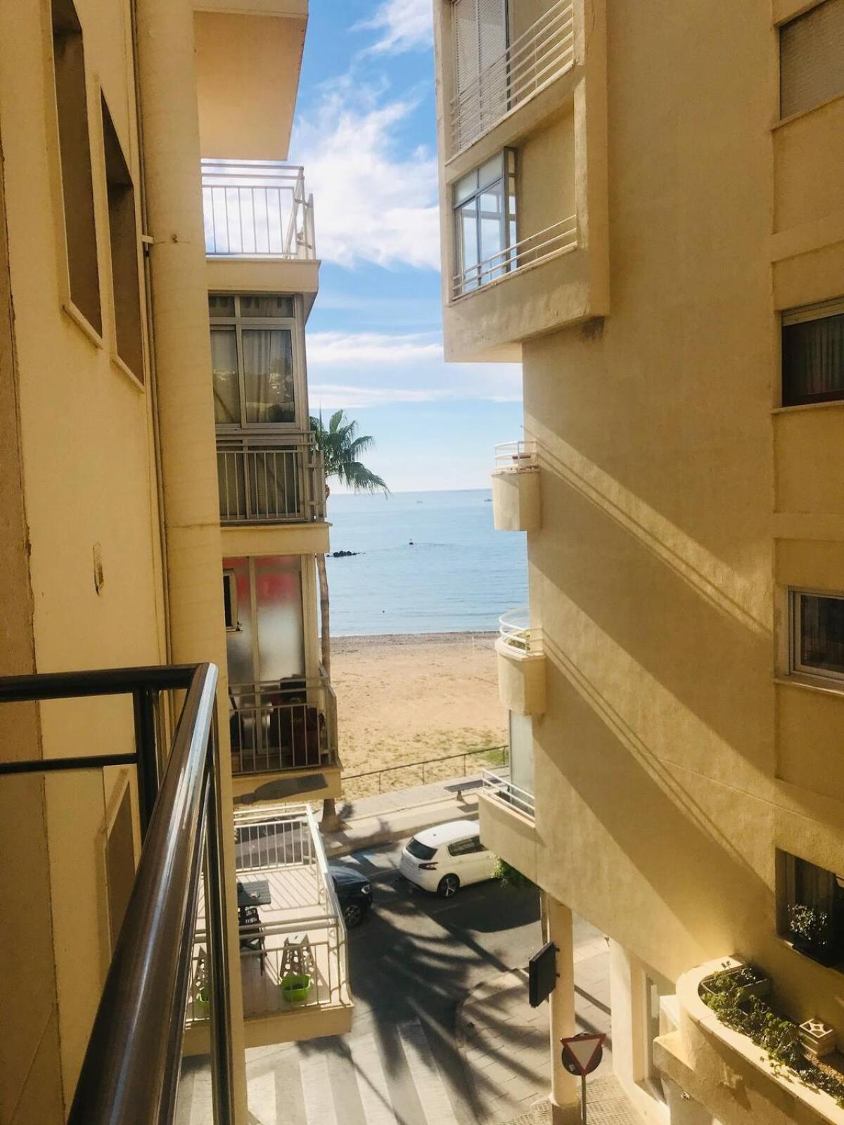50 Meters To Beach! Ac - Wifi -Near City Center Алтеа Екстер'єр фото